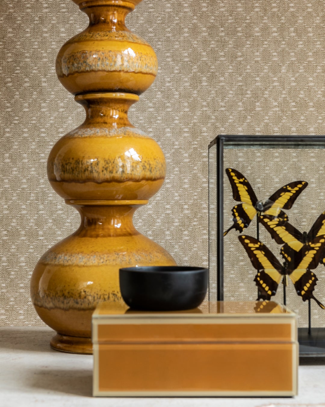 Ikat Textile, beige tapet