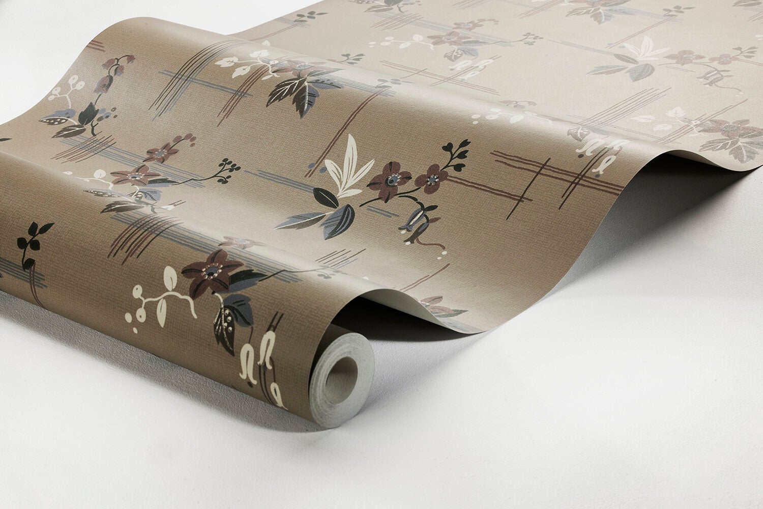 Salängen, brun tapet