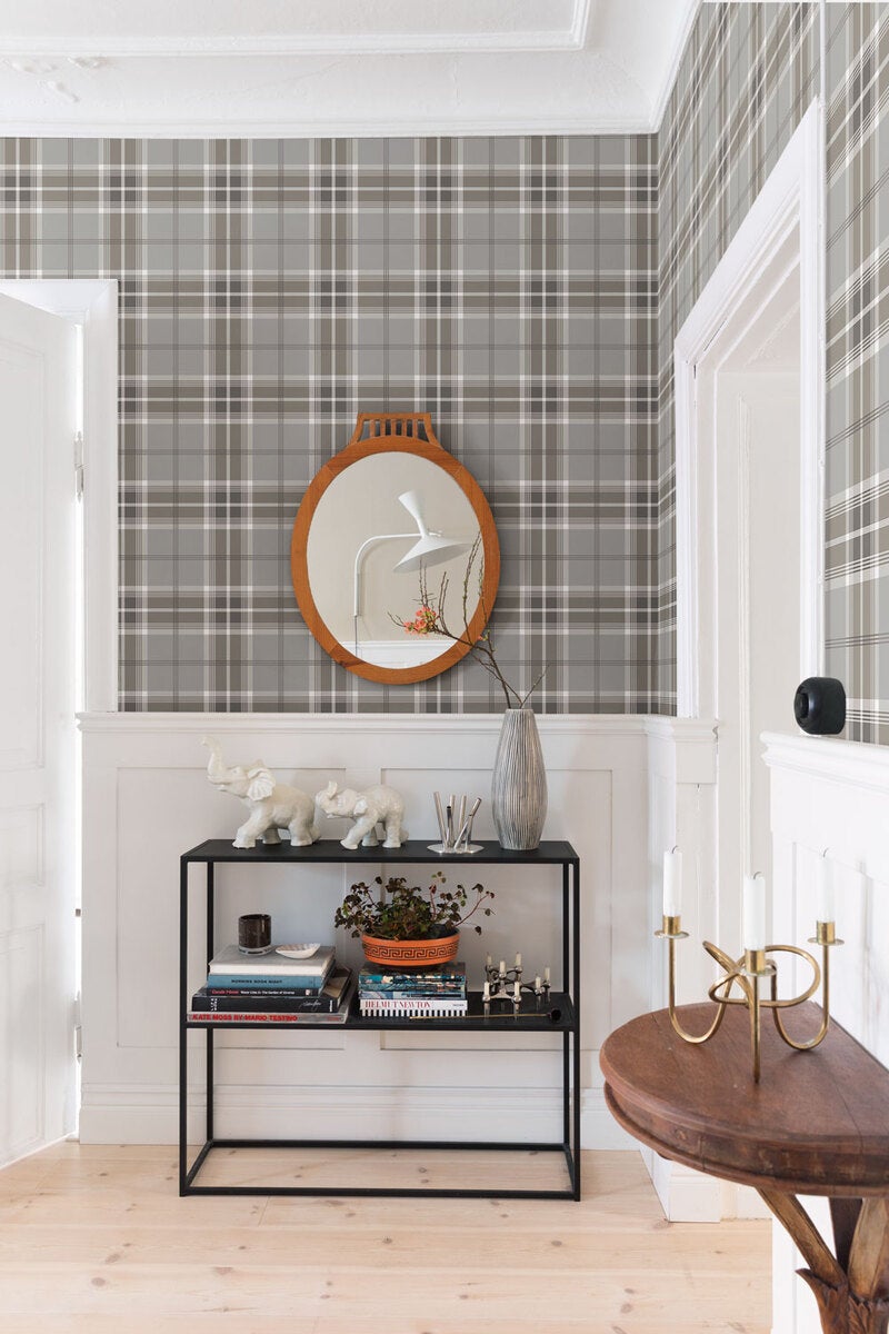 Emma, gråbeige tapet