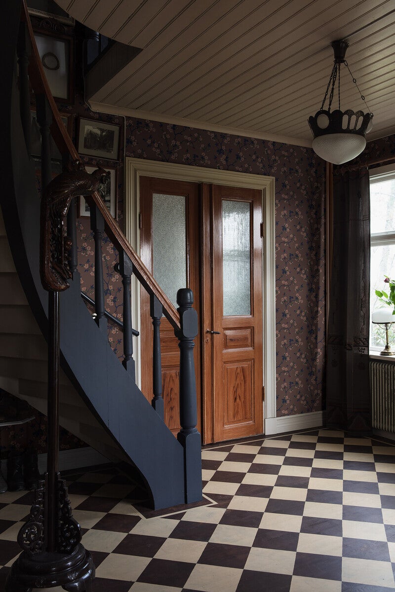 Trädgårdsstaden, brun tapet