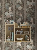 Charlie, tapet i svart