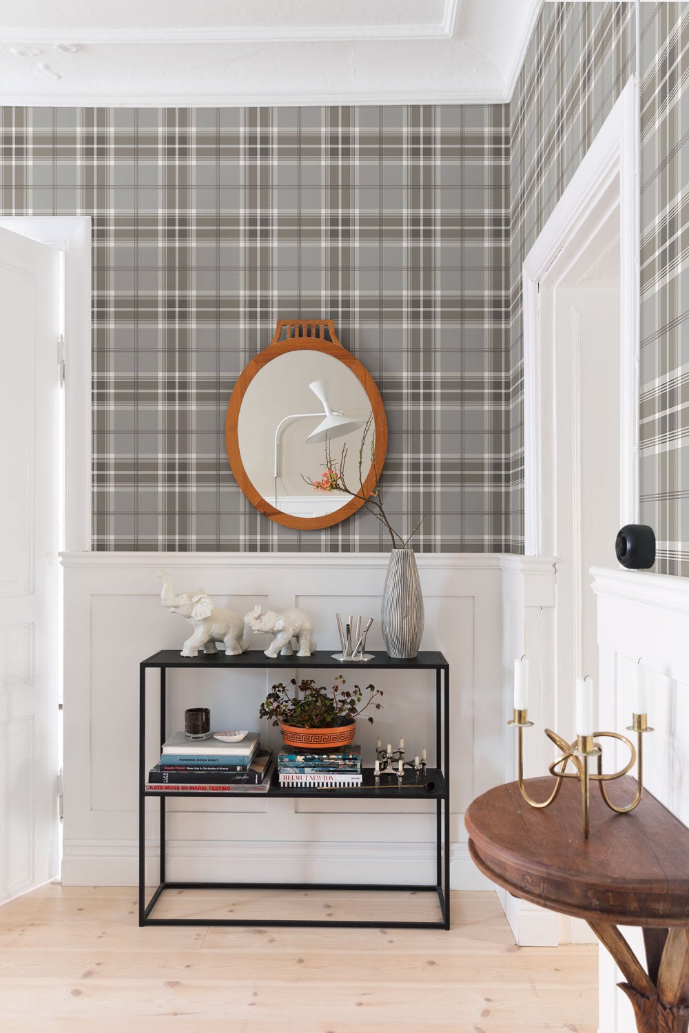 Emma, gråbeige tapet