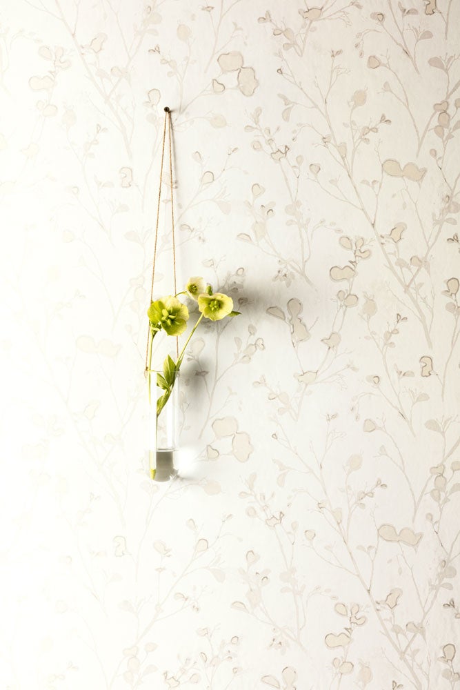 Alder snow, tapet i vit och beige