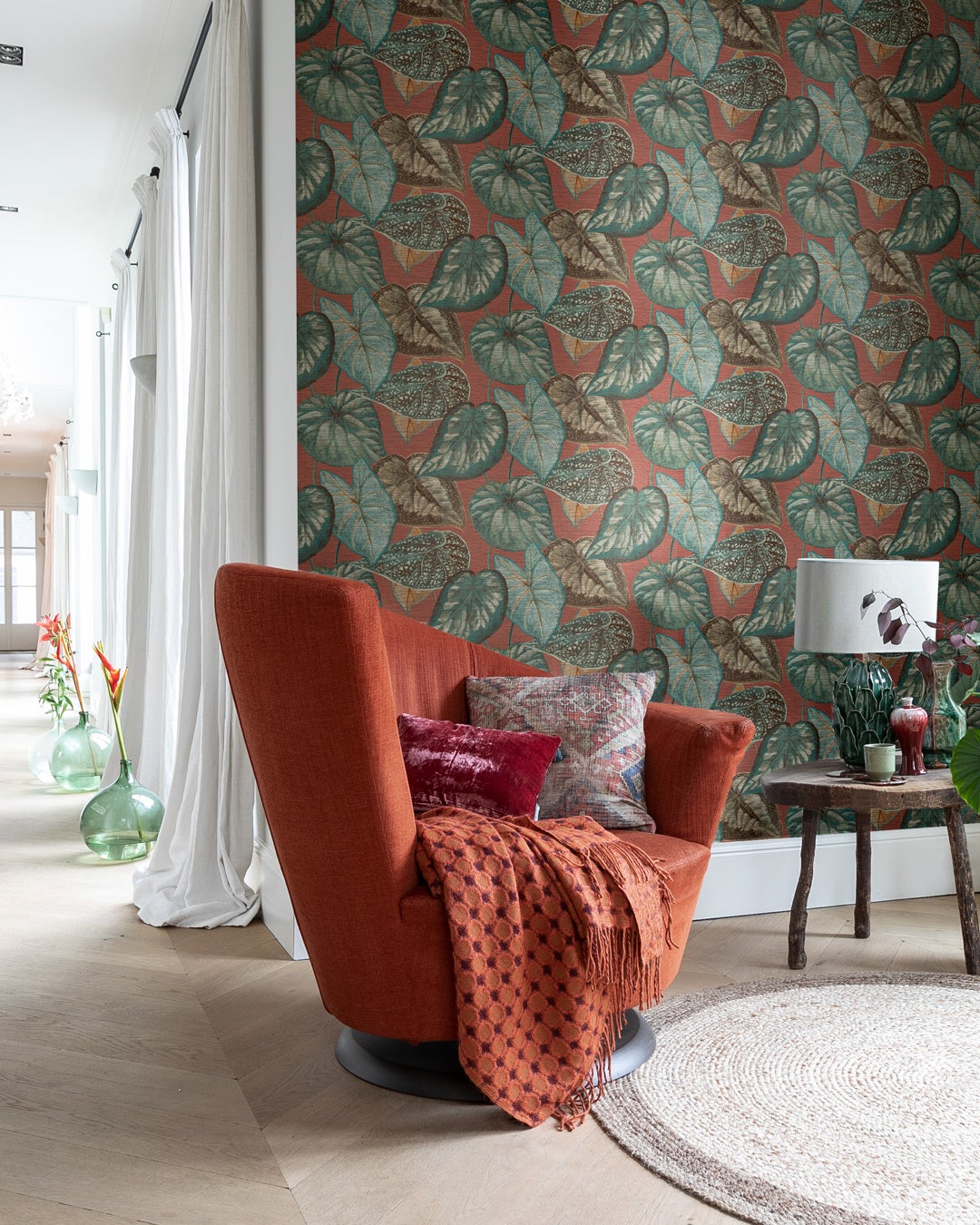 Tropical Leaves, röd tapet